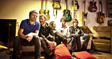 la-habitacion-roja-taxi-a-venus-video