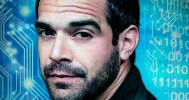 el-asalto-mental-de-jose-tejada-en-teatro-flumen