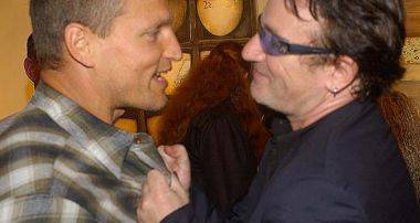 musicfriday-u2-estrenan-video-con-woody-harrelson-de-protagonista