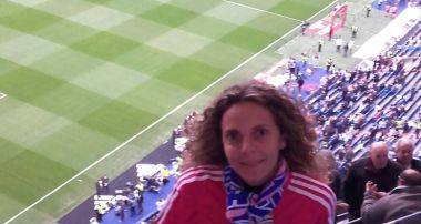 os-presentamos-la-afortunada-pudo-ver-clasico-directo-gracias-taquilla-com