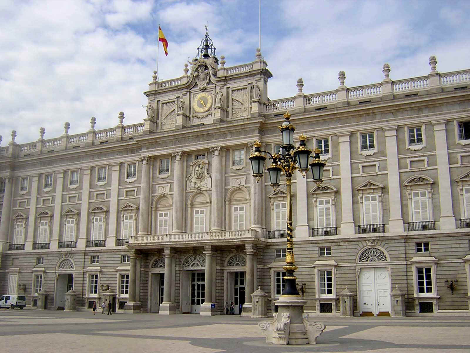 palacio-real-de-madrid-18