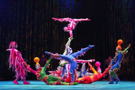 varekai-circo-del-sol-esne