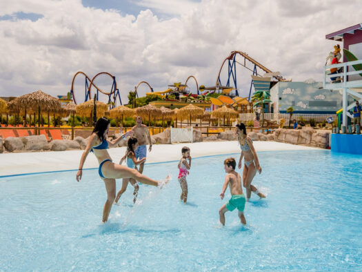 warner-beach-atracciones-precio-horarios