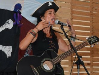 La Pirata Lola - cía María Carrera