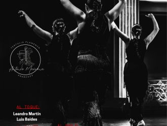 Con el Flamenco en sus Tacones