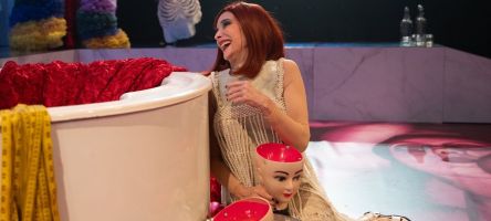 Las amargas lágrimas de Petra von Kant 8