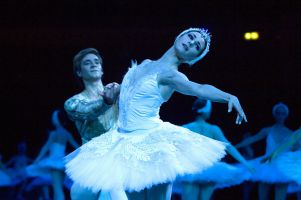 El Llac Dels Cignes Tchaikovsky - English National Ballet 2