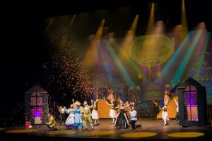 La Bella y La Bestia - La Barbarie Teatro Musical 4