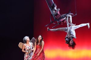 Nuda - Compañía Finzi Pasca 2