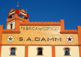 Fábrica Estrella Damm 2