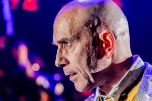 Un monstruo viene a verme 4