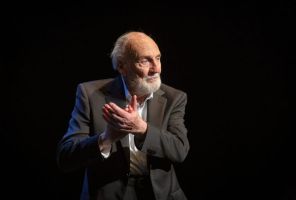 Una Pequeña Historia con Héctor Alterio 5