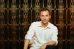 ¿Quién es el Sr. Schmitt? 7