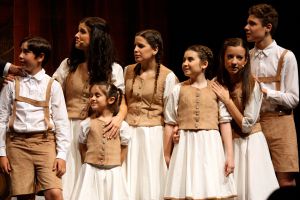 Somriures i llàgrimes 3