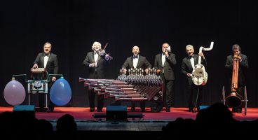 Les Luthiers 9