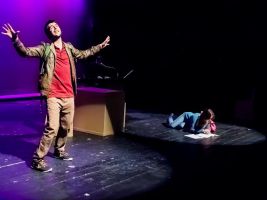 Generació de merda, un musical de llum i color 3