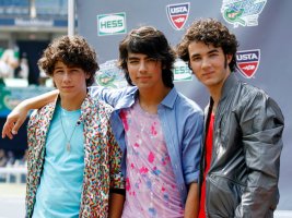 Jonas Brothers 4