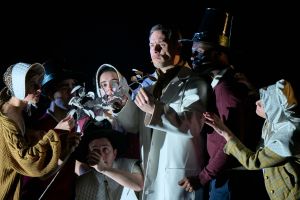 Un monstruo viene a verme 11