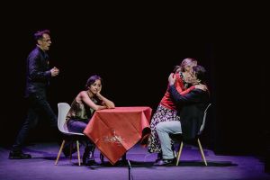 ¿Buscas Pareja? una Comedia de Iván Campillo 8