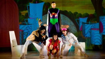 Alícia al País Dels Mòbils 1