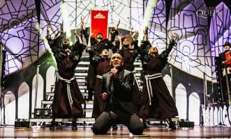 We Love Queen - Yllana y Barabu-Extreso 1