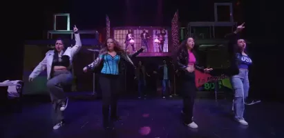 La Movida, El Musical de los 80's by Theatre Properties 3