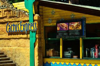 Restaurantes Fast Food on the road - Portaventura