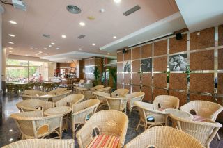 Cafetería Interior - Hotel Dorada Palace - Salou