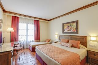 Habitación estándar - Hotel El Paso - Portaventura